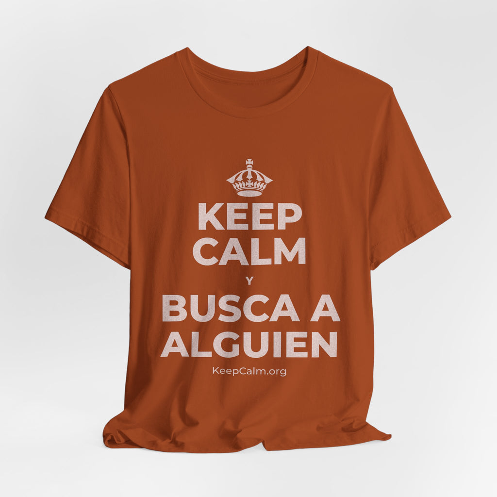KEEP CALM Y BUSCA A ALGUIEN T-Shirt (Military Green–Autumn)