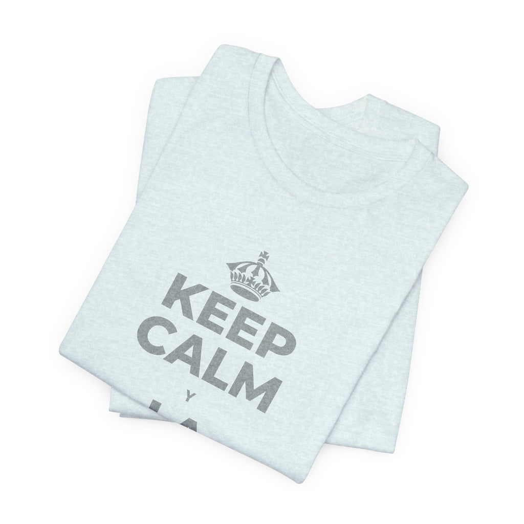 KEEP CALM Y LA FRENTE EN ALTO T-Shirt (Soft Cream–Heather Mauve)