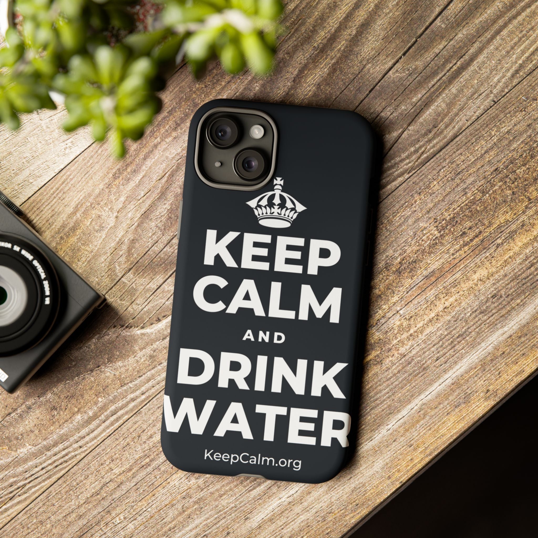 KEEP CALM AND DRINK WATER Phone Case (Dark)