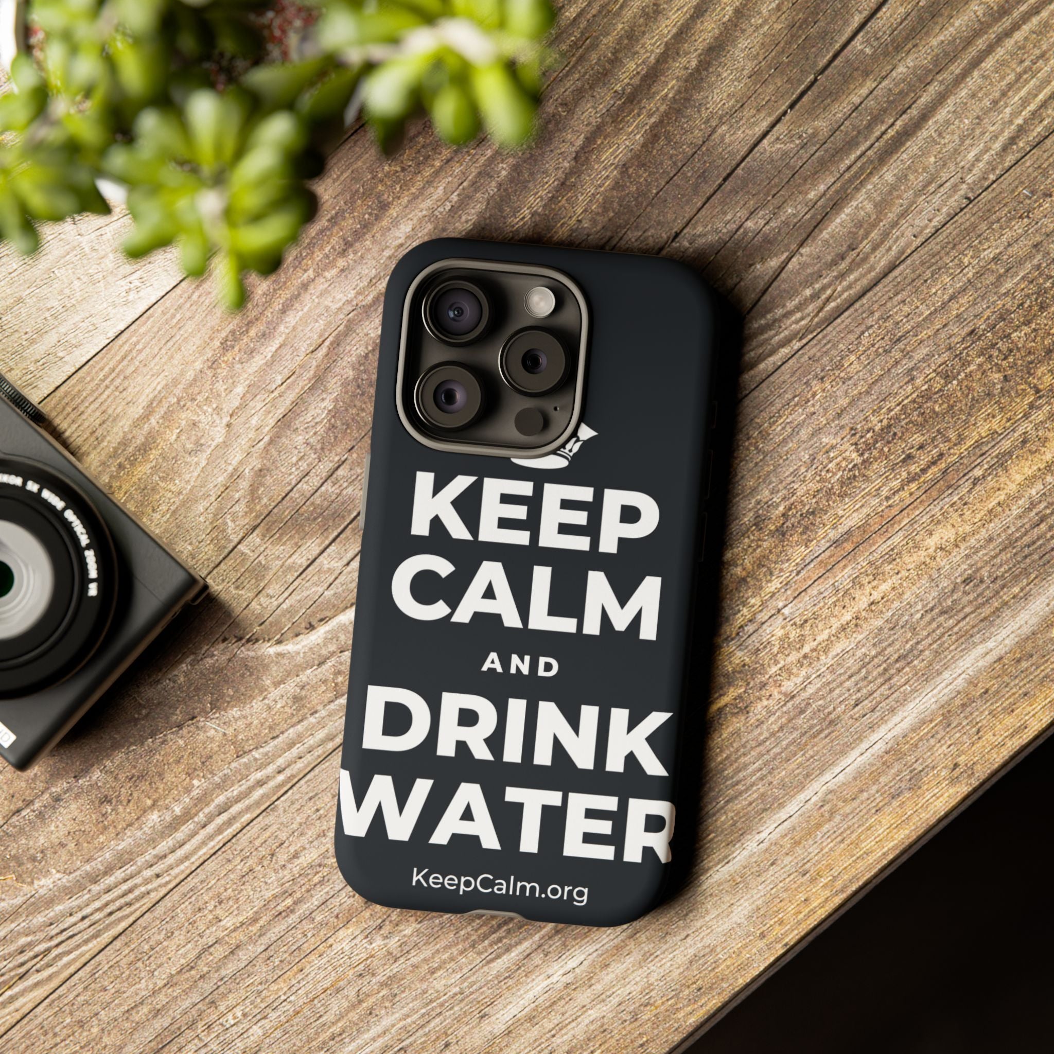 KEEP CALM AND DRINK WATER Phone Case (Dark)