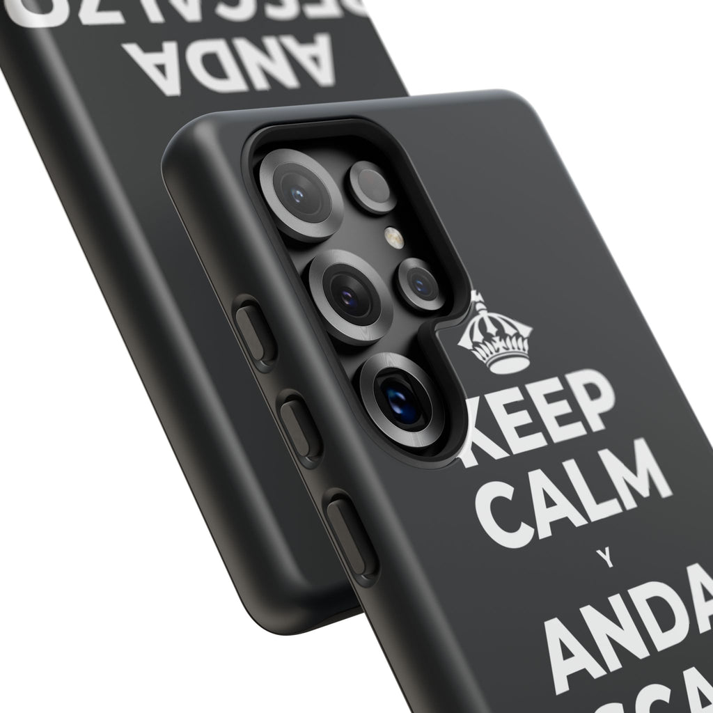 KEEP CALM Y ANDA DESCALZO EN EL PASTO Phone Case (Dark)
