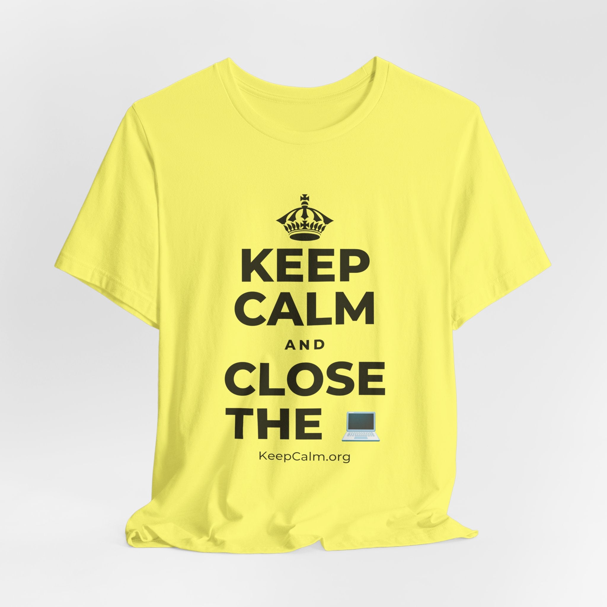 KEEP CALM AND CLOSE THE 💻 T-Shirt (Soft Cream–Heather Mauve)