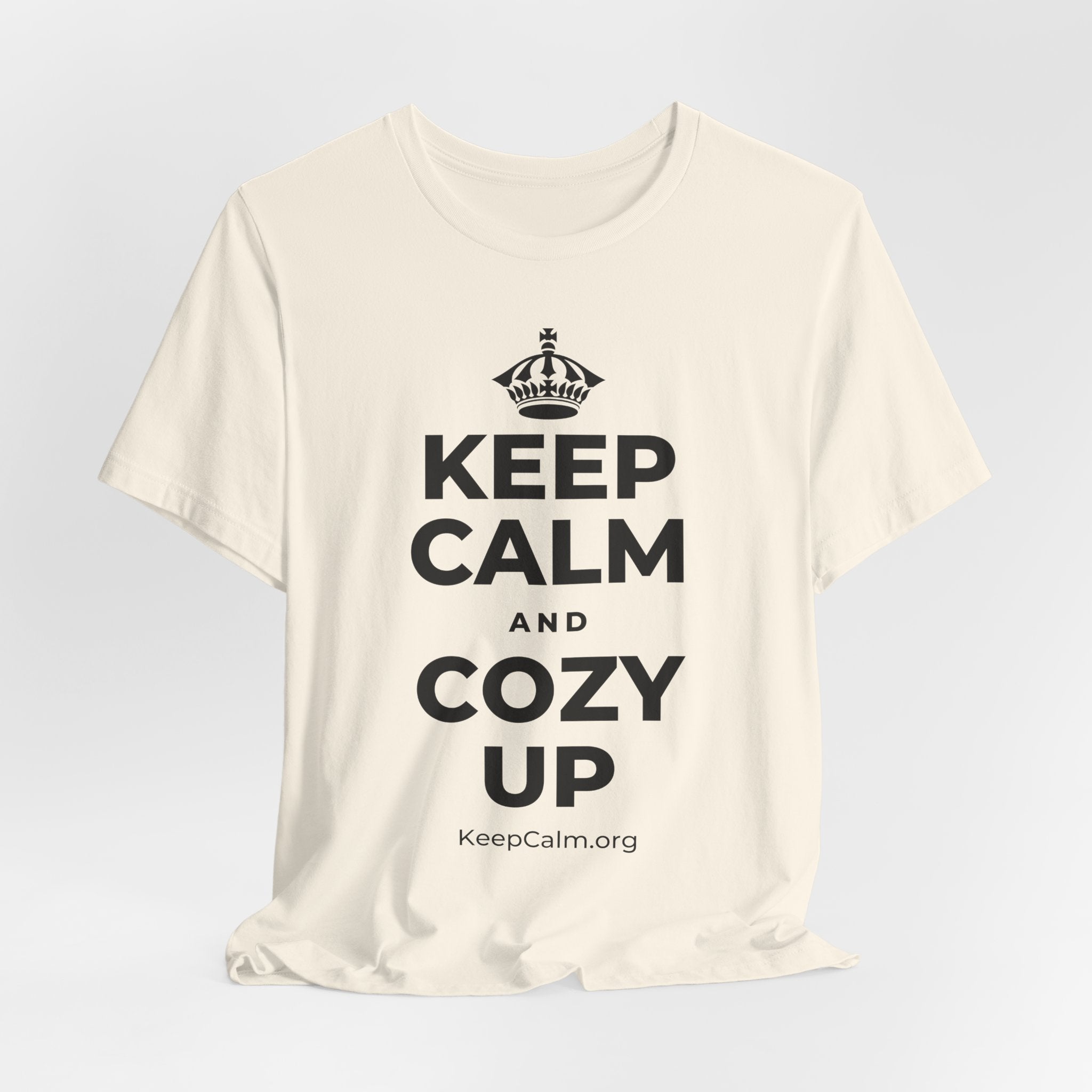 KEEP CALM AND COZY UP T-Shirt (White–Asphalt)