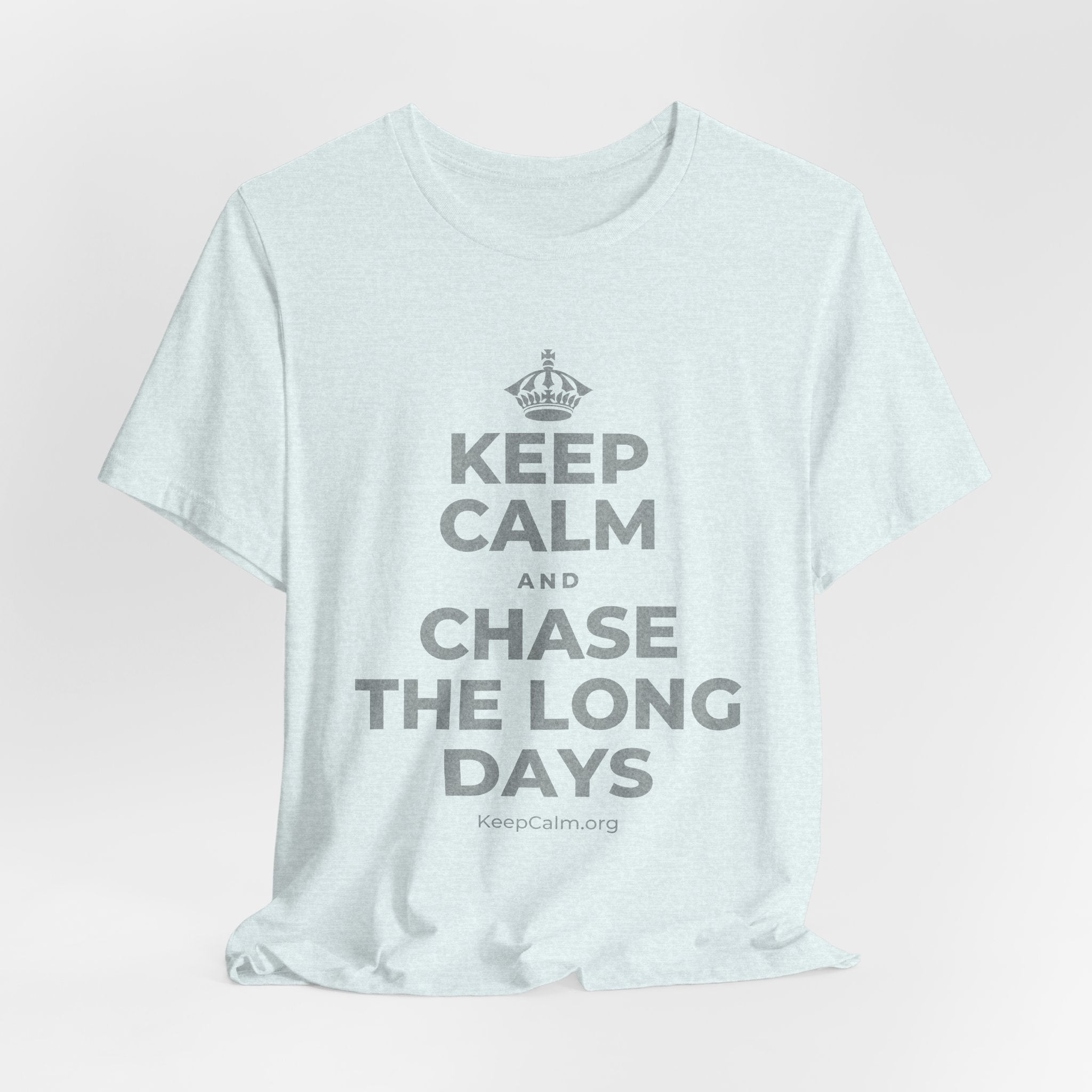 KEEP CALM AND CHASE THE LONG DAYS T-Shirt (Soft Cream–Heather Mauve)