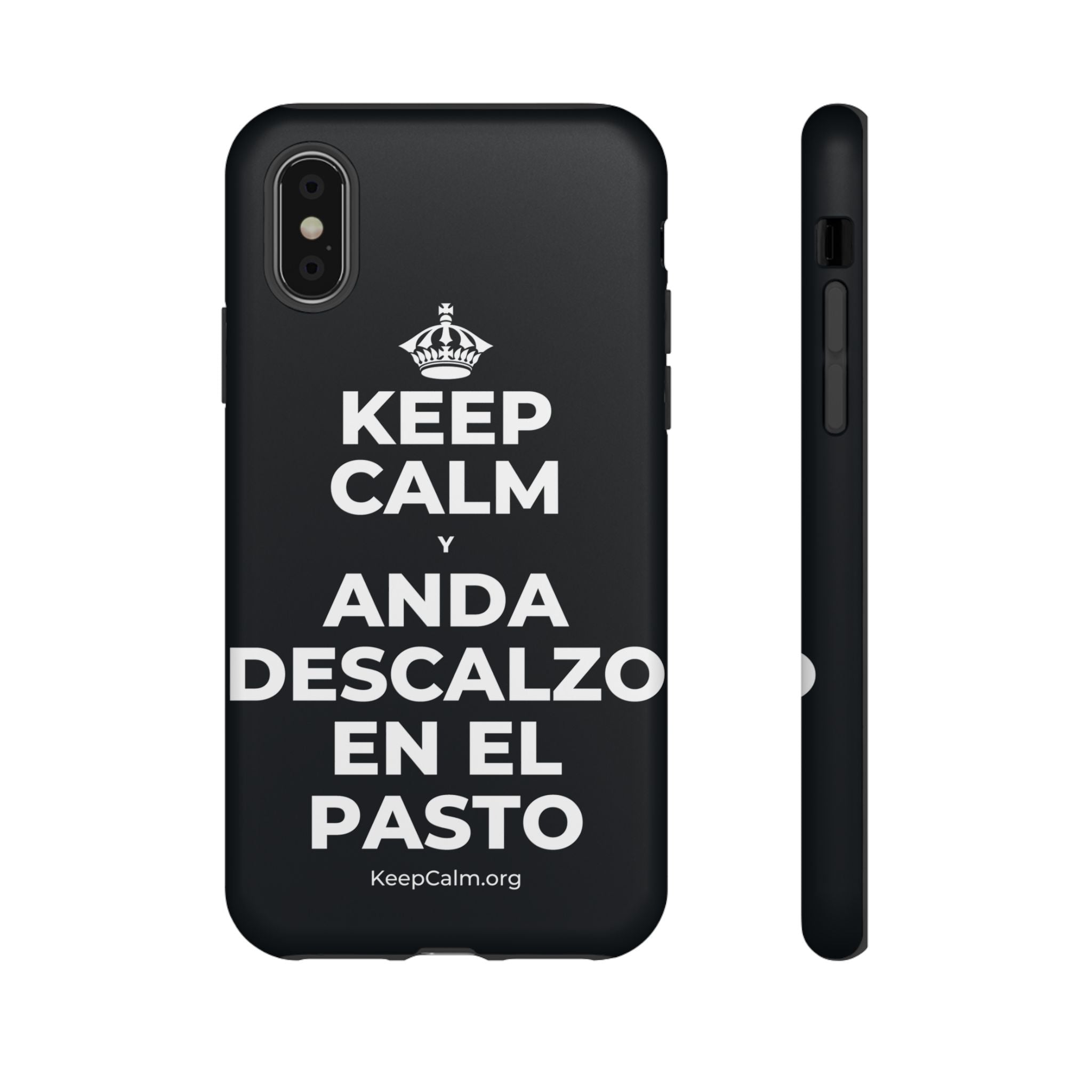 KEEP CALM Y ANDA DESCALZO EN EL PASTO Phone Case (Dark)