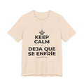 KEEP CALM Y DEJA QUE SE ENFRÍE T-Shirt (Soft Cream–Heather Mauve)