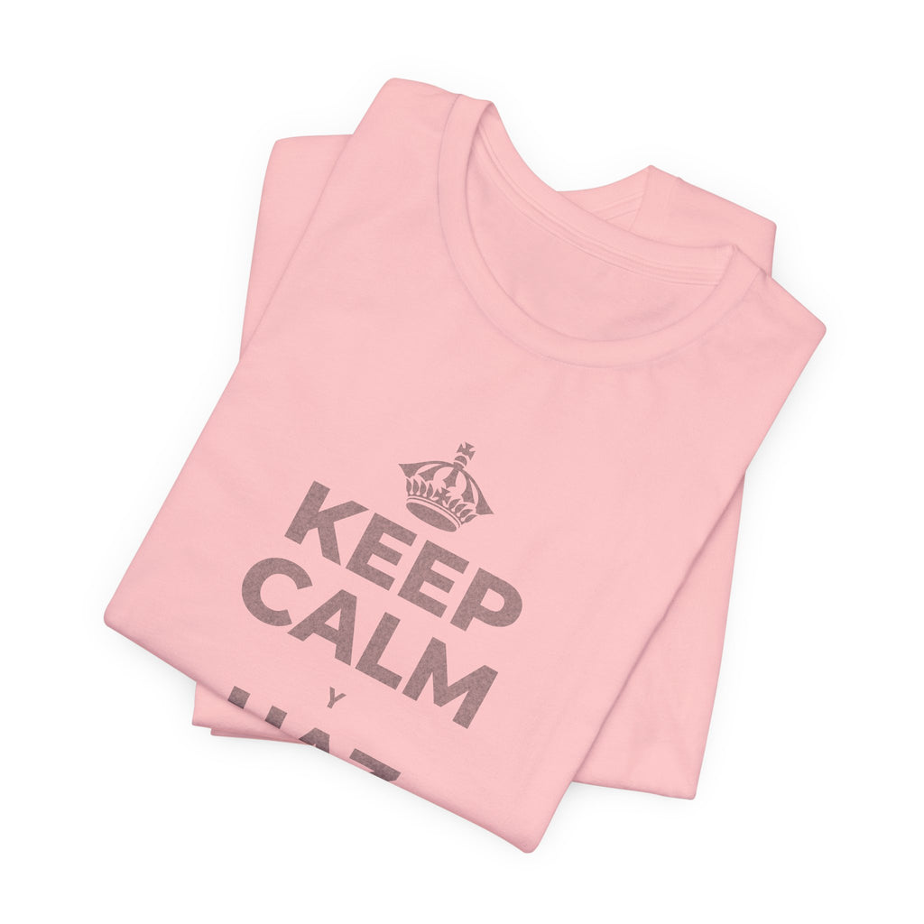 KEEP CALM Y HAZ COSAS DIFÍCILES T-Shirt (White–Asphalt)