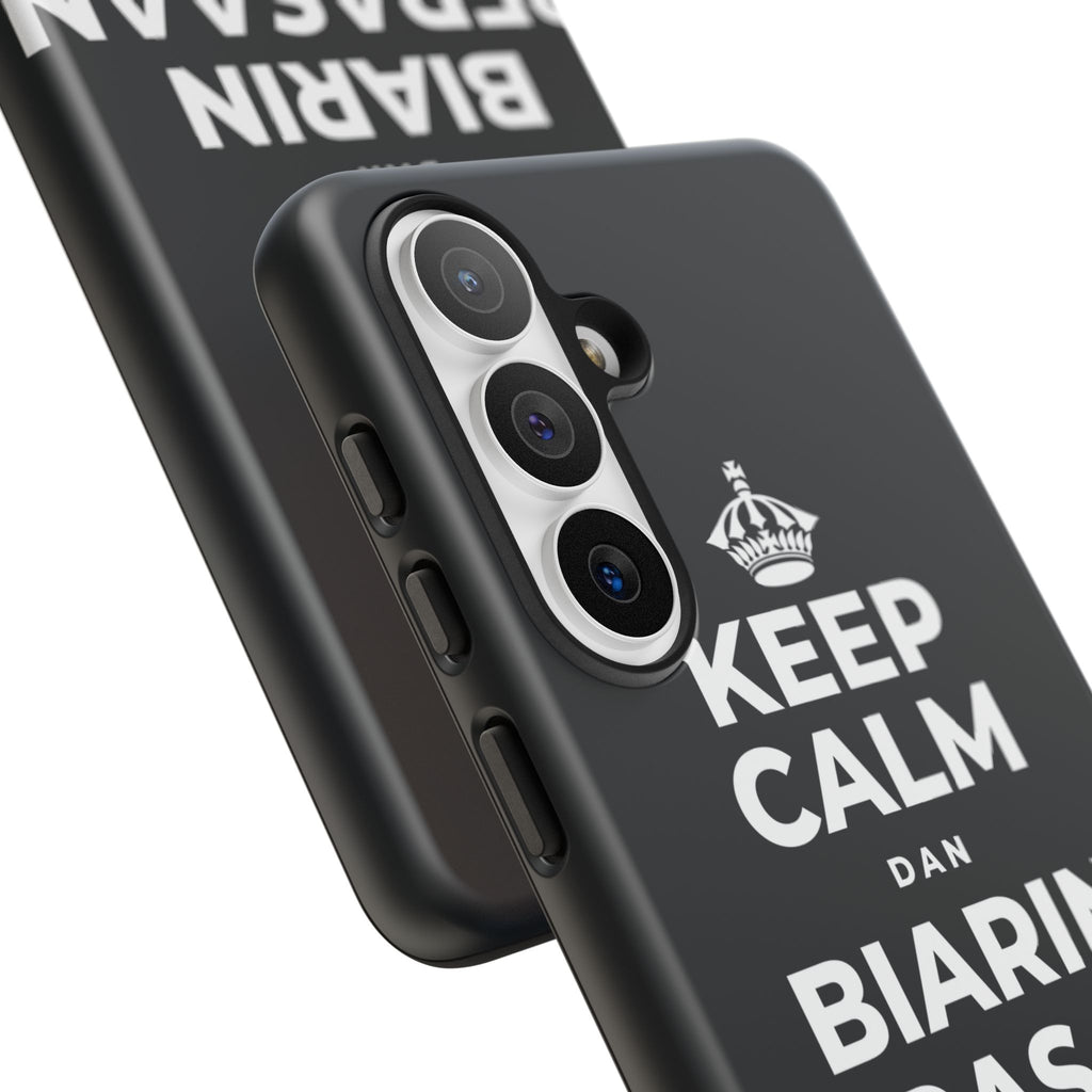 KEEP CALM DAN BIARIN PERASAAN ITU MASUK Phone Case (Dark)