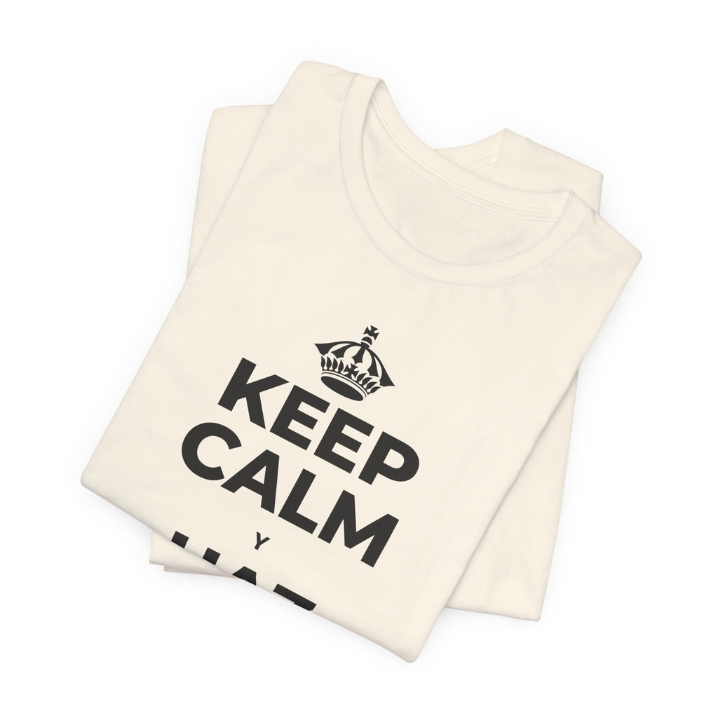 KEEP CALM Y HAZ COSAS DIFÍCILES T-Shirt (White–Asphalt)