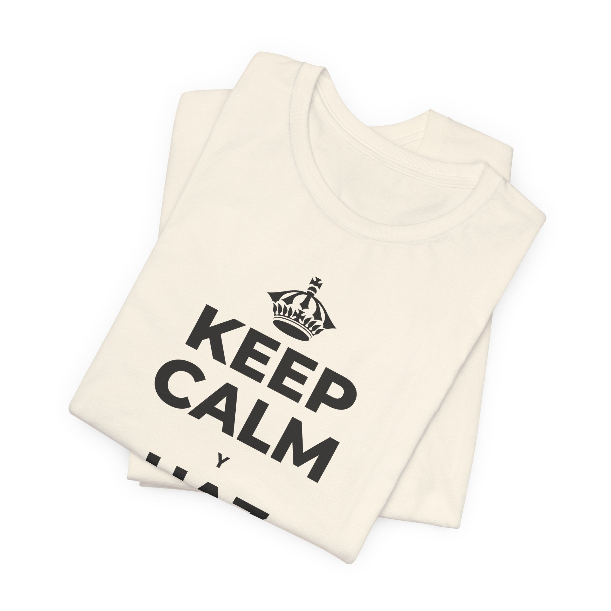 KEEP CALM Y HAZ COSAS DIFÍCILES T-Shirt (White–Asphalt)