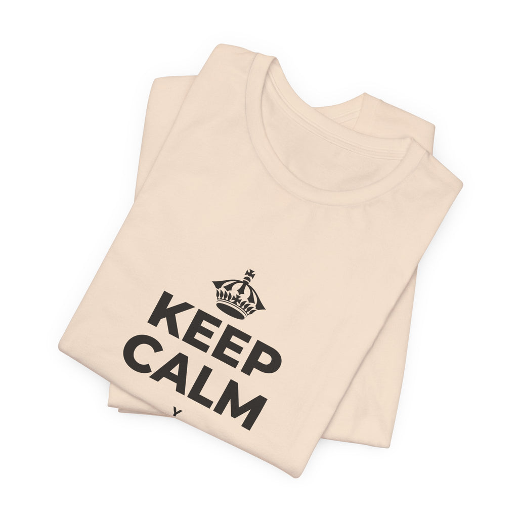 KEEP CALM Y PRENDE UNA VELA T-Shirt (Soft Cream–Heather Mauve)