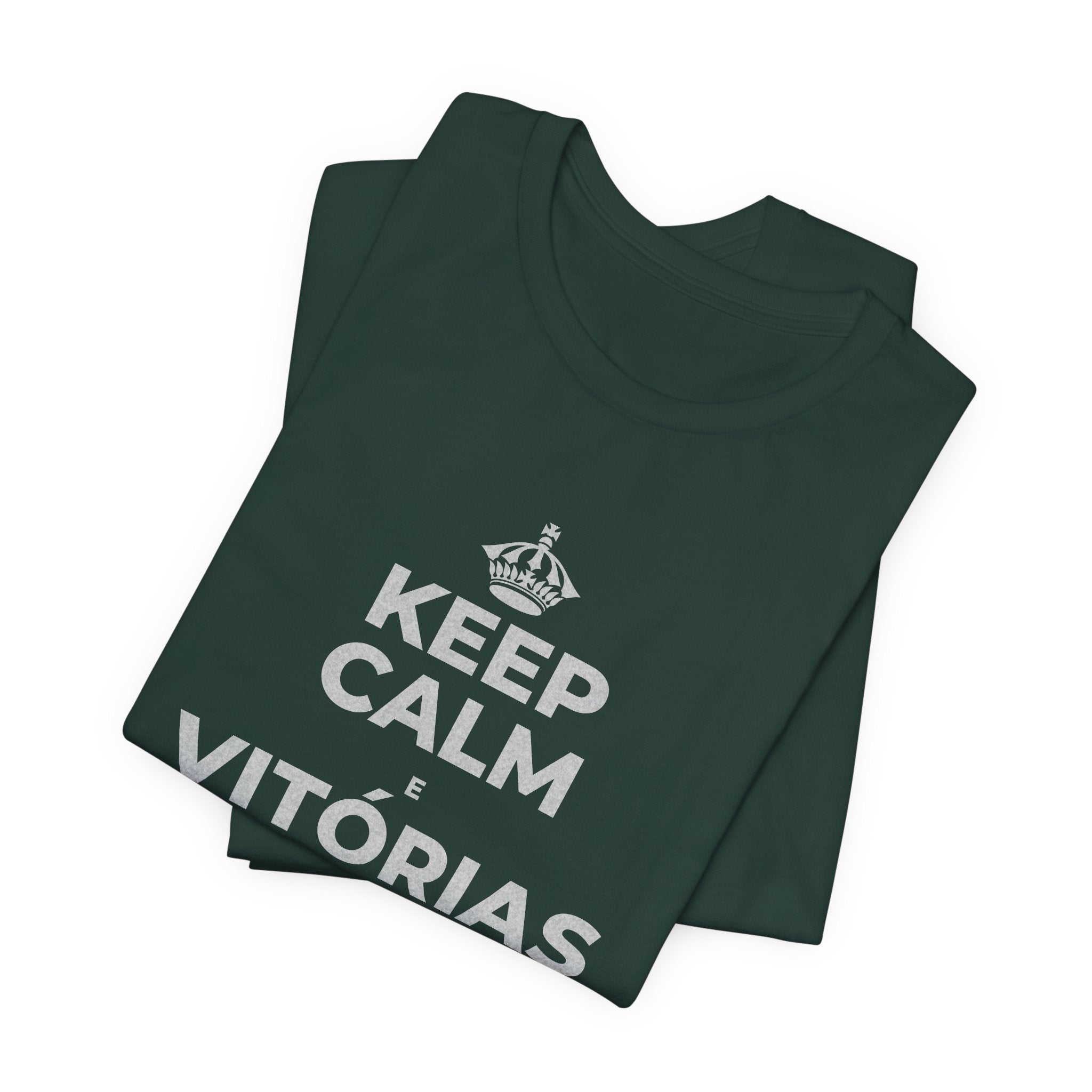 KEEP CALM E VITÓRIAS PEQUENAS, SEMANA GRANDE T-Shirt (White–Asphalt)