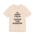 KEEP CALM AND CHASE THE SUNRISE T-Shirt (Soft Cream–Heather Mauve)