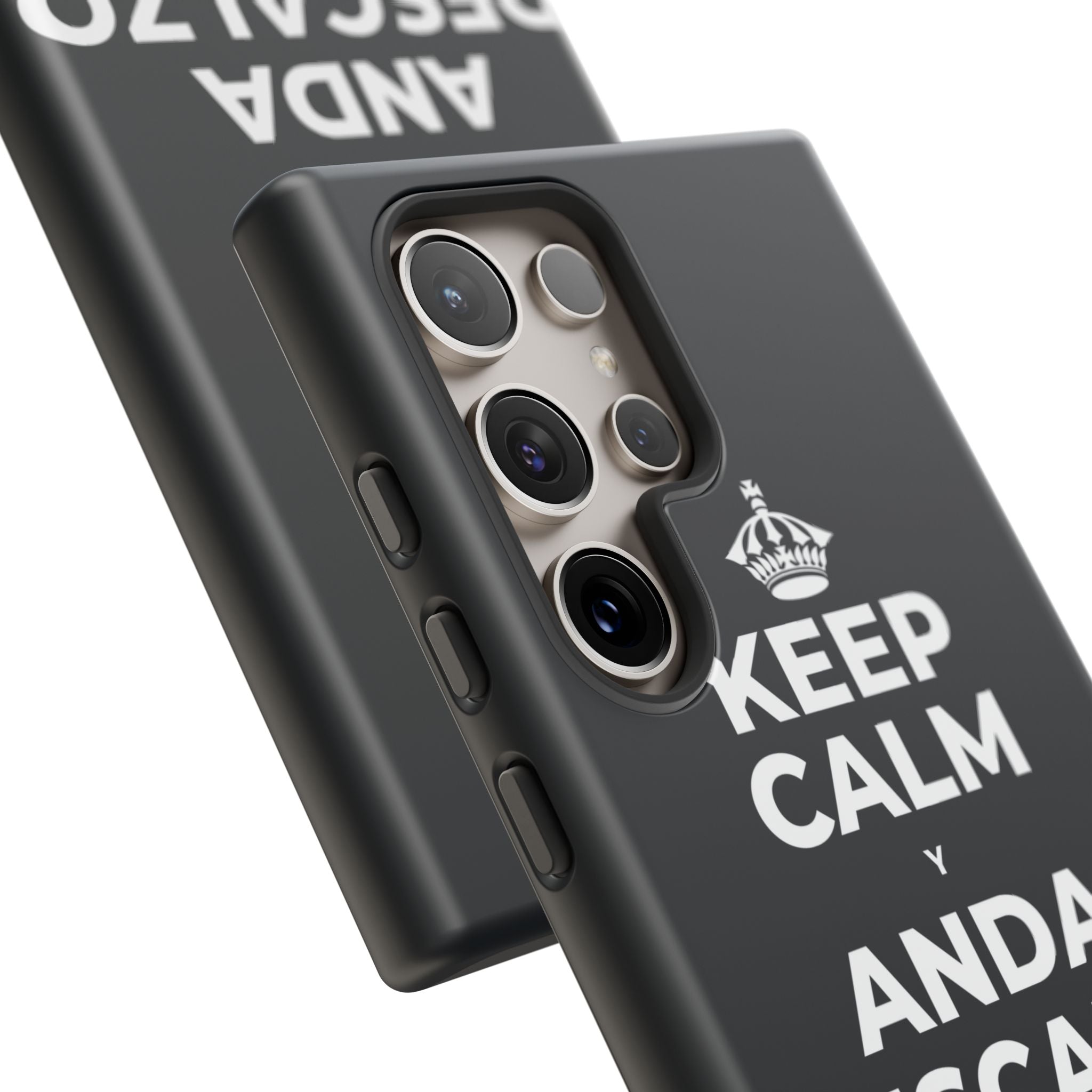 KEEP CALM Y ANDA DESCALZO EN EL PASTO Phone Case (Dark)