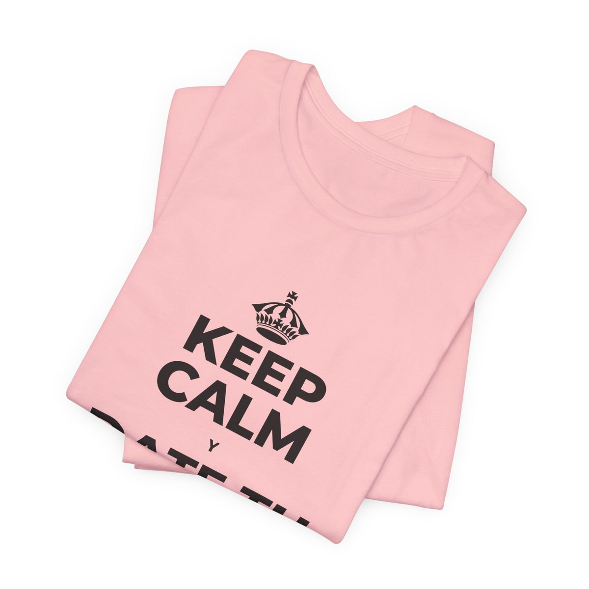 KEEP CALM Y DATE TU VUELTA DE HONOR T-Shirt (White–Asphalt)