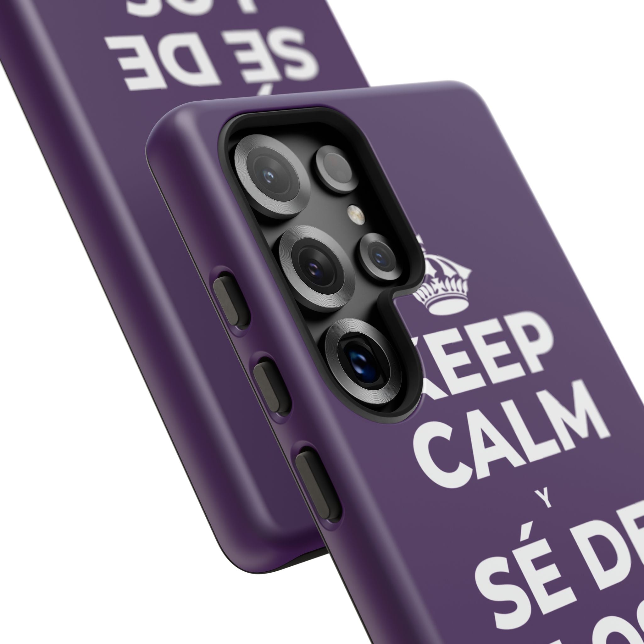 KEEP CALM Y SÉ DE LOS QUE AYUDAN Phone Case