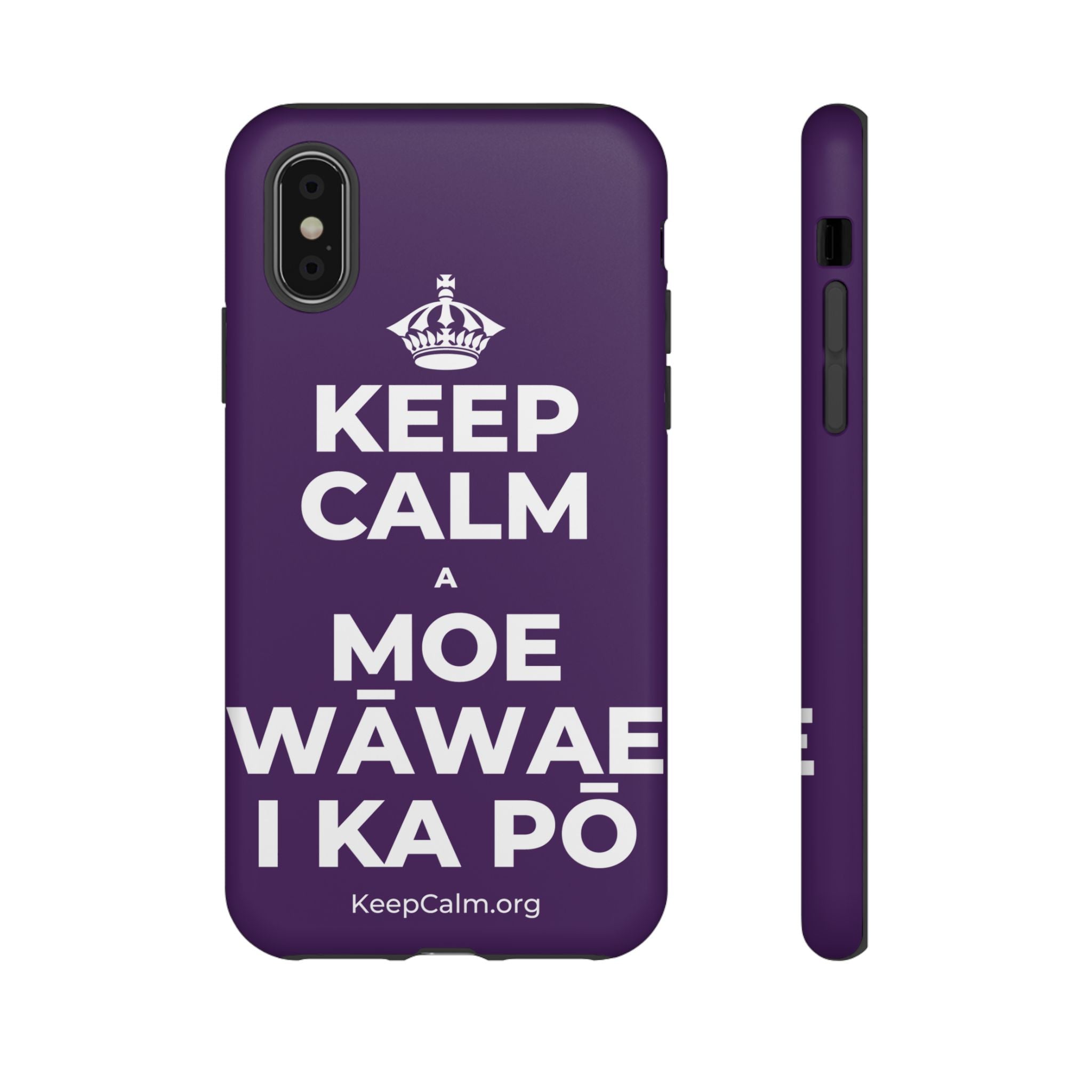 KEEP CALM A MOE WĀWAE I KA PŌ Phone Case