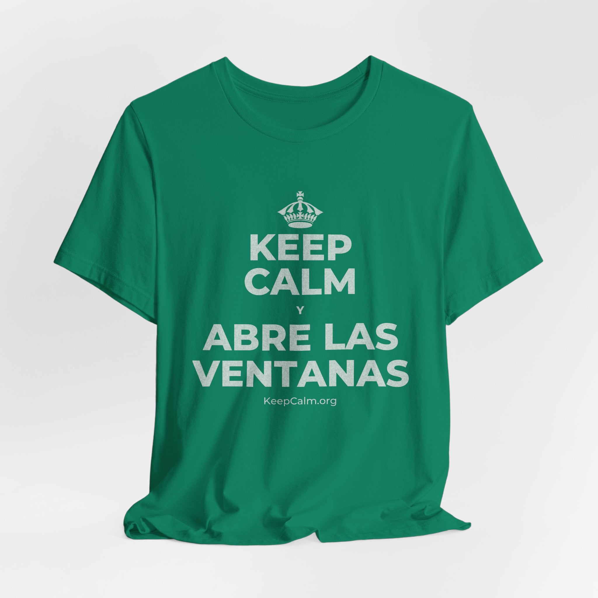 KEEP CALM Y ABRE LAS VENTANAS T-Shirt (White–Asphalt)