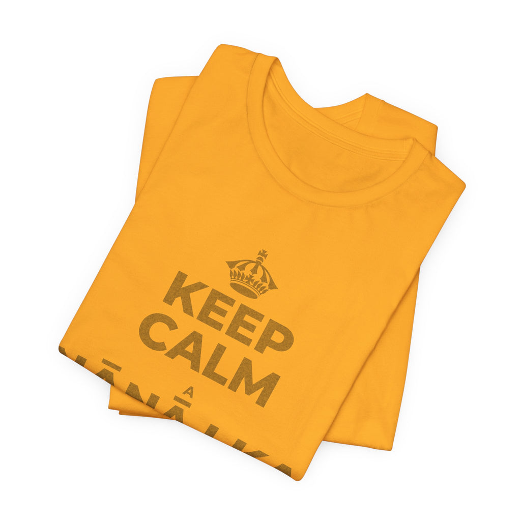 KEEP CALM A NĀNĀ I KA NAPOʻO LĀ LOHI T-Shirt (Baby Blue–Silver)