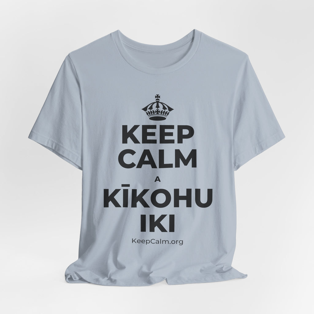 KEEP CALM A KĪKOHU IKI T-Shirt (White–Asphalt)