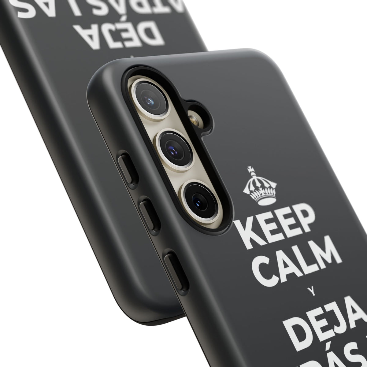 KEEP CALM Y DEJA ATRÁS LAS VIEJAS CARGAS Phone Case (Dark)