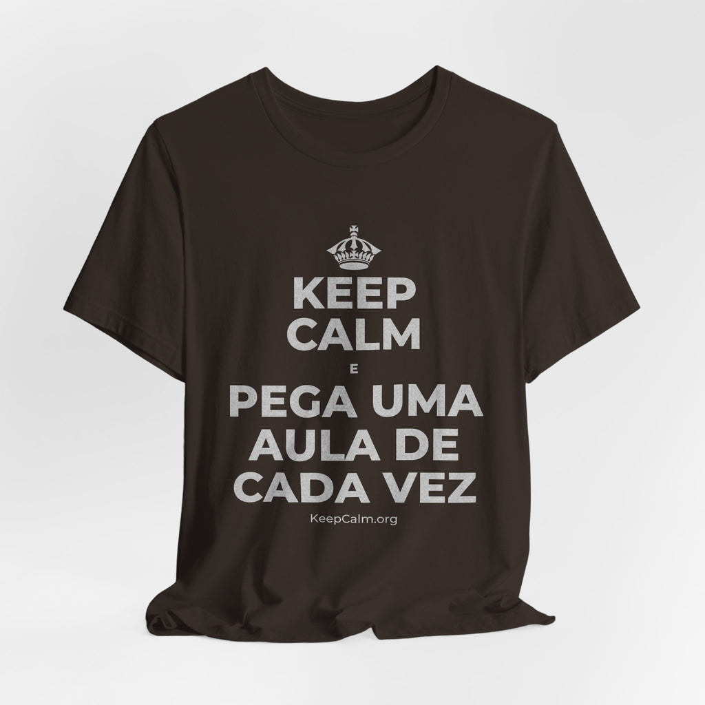 KEEP CALM E PEGA UMA AULA DE CADA VEZ T-Shirt (Soft Cream–Heather Mauve)