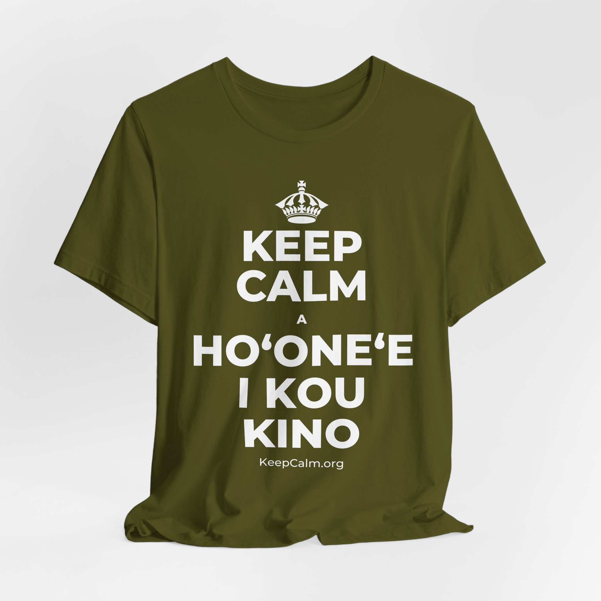 KEEP CALM A HOʻONEʻE I KOU KINO T-Shirt (Baby Blue–Silver)