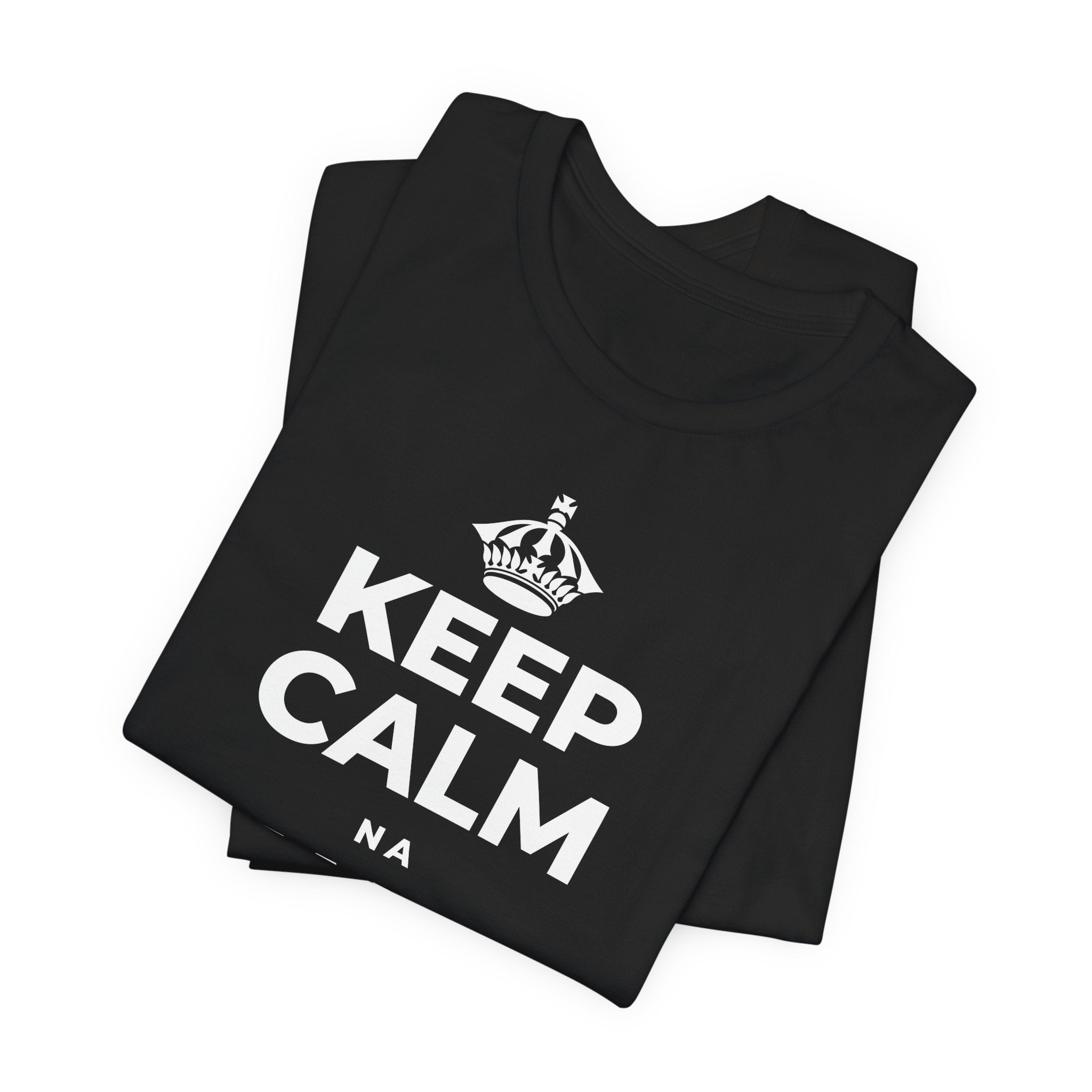 KEEP CALM NA METAMETA KIDOGO T-Shirt (White–Asphalt)