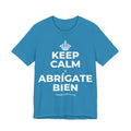 KEEP CALM Y ABRÍGATE BIEN T-Shirt (White–Asphalt)