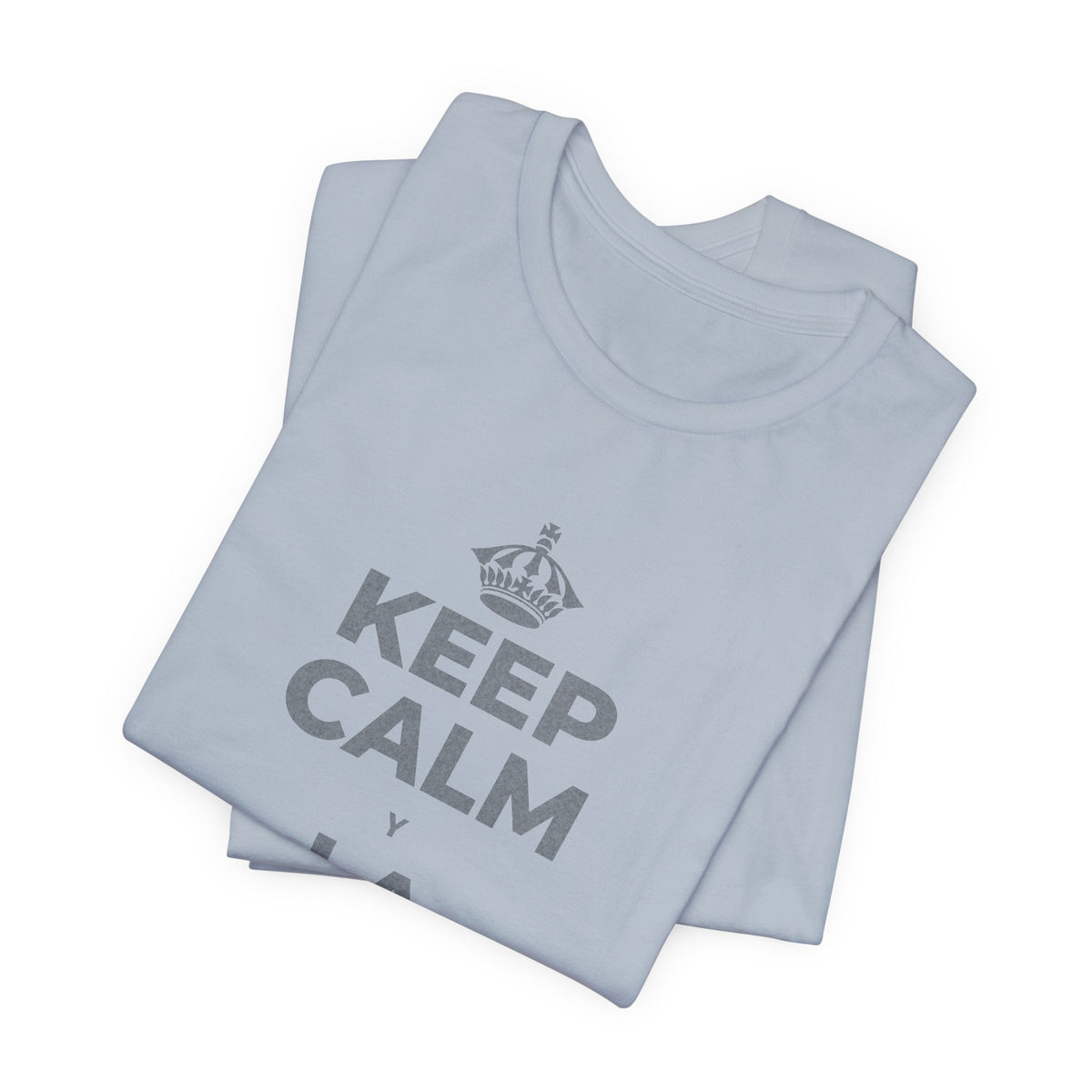KEEP CALM Y LA FRENTE EN ALTO T-Shirt (White–Asphalt)
