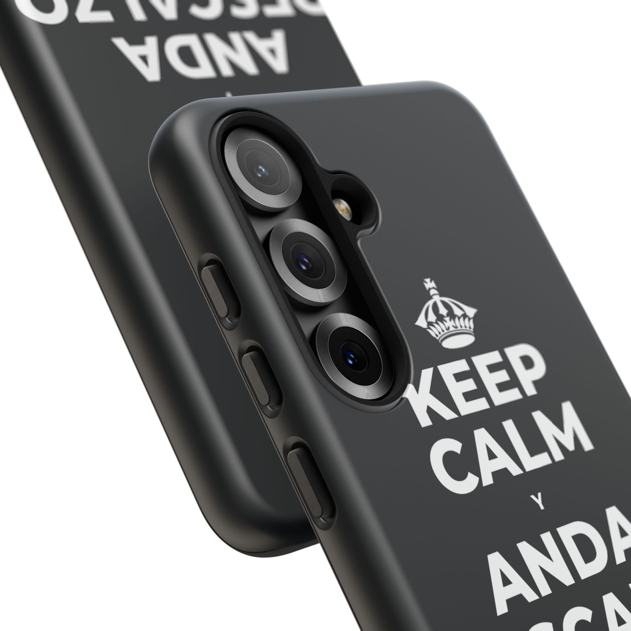 KEEP CALM Y ANDA DESCALZO EN EL PASTO Phone Case (Dark)