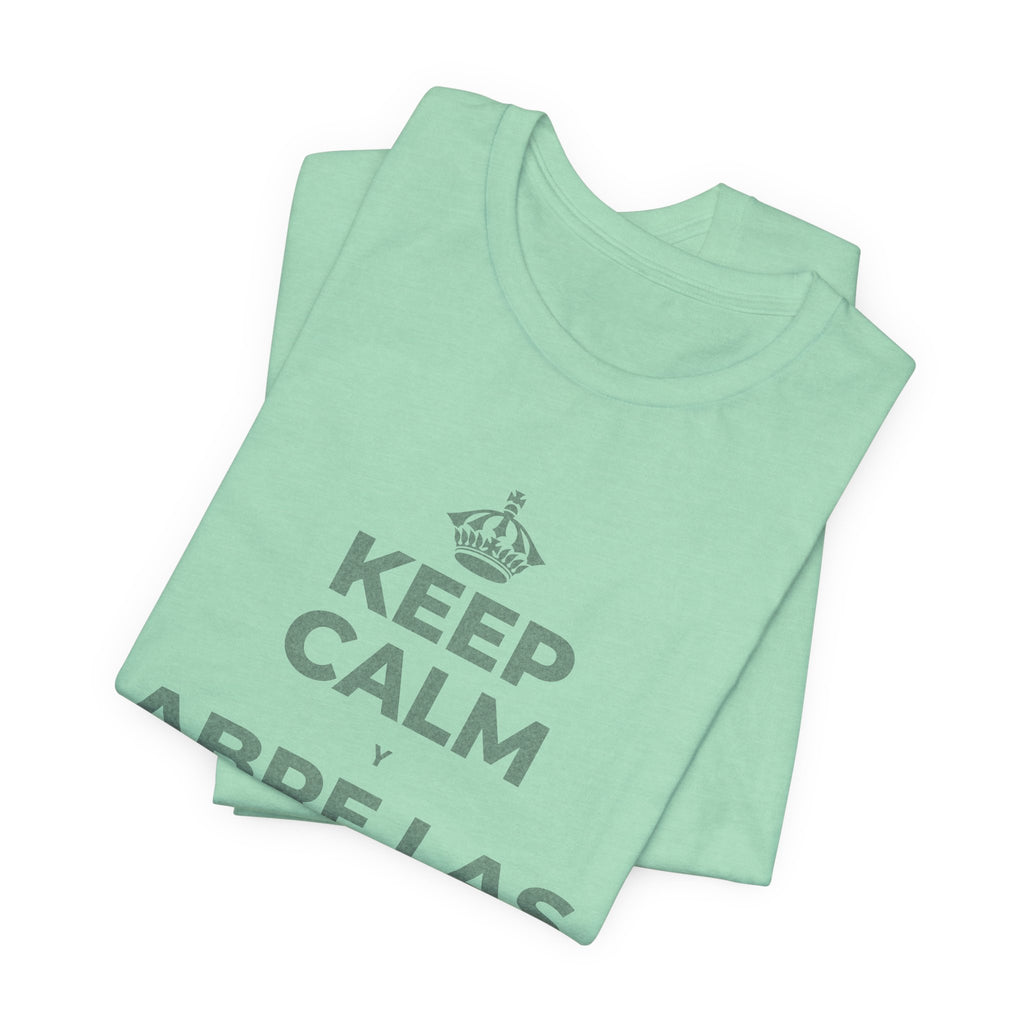KEEP CALM Y ABRE LAS VENTANAS T-Shirt (Baby Blue–Silver)