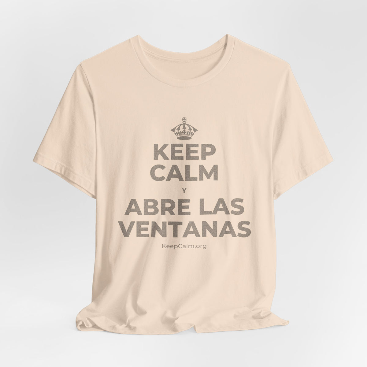 KEEP CALM Y ABRE LAS VENTANAS T-Shirt (Soft Cream–Heather Mauve)