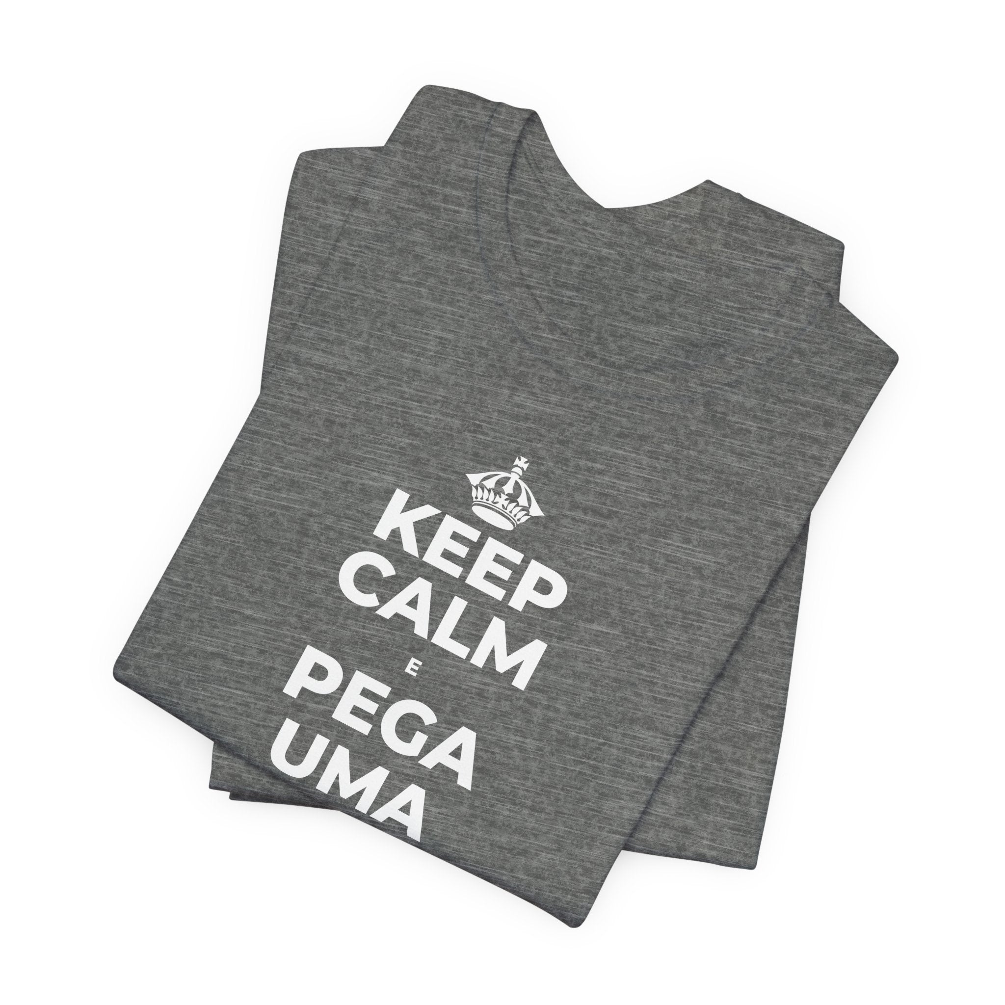 KEEP CALM E PEGA UMA AULA DE CADA VEZ T-Shirt (Baby Blue–Silver)
