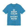 KEEP CALM AND START NOW T-Shirt (White–Asphalt)