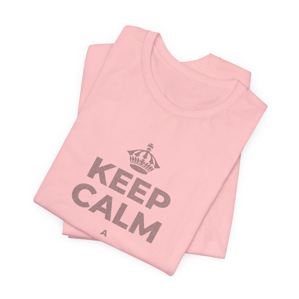 KEEP CALM A ʻAPO I KA MĀLIE T-Shirt (White–Asphalt)