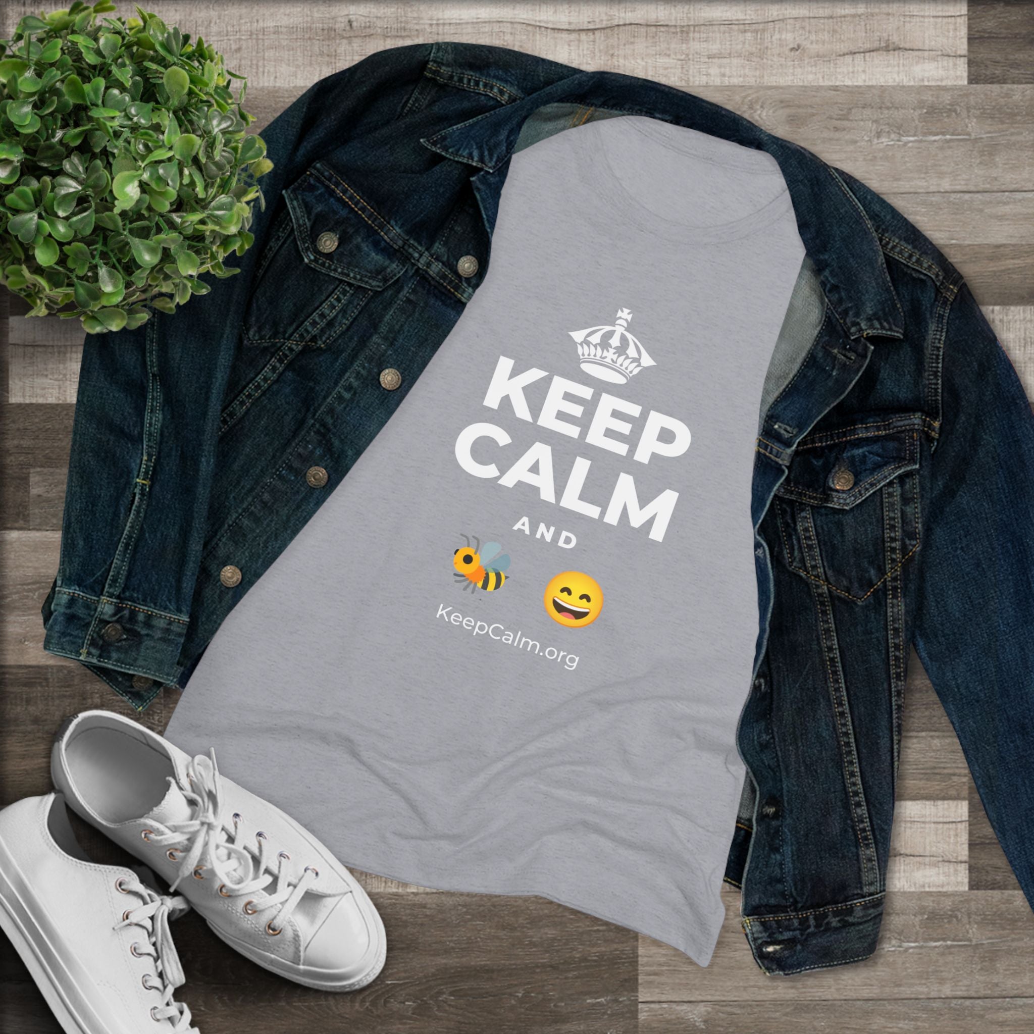 KEEP CALM AND 🐝 😄 Women's Tri-Blend Tee