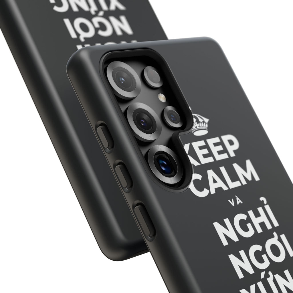 KEEP CALM VÀ NGHỈ NGƠI XỨNG ĐÁNG CỦA BẠN Phone Case (Dark)