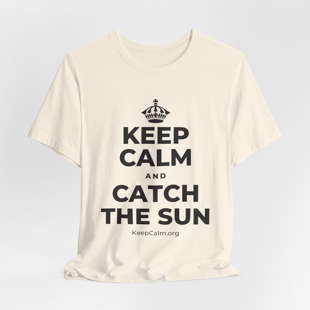 KEEP CALM AND CATCH THE SUN T-Shirt (White–Asphalt)