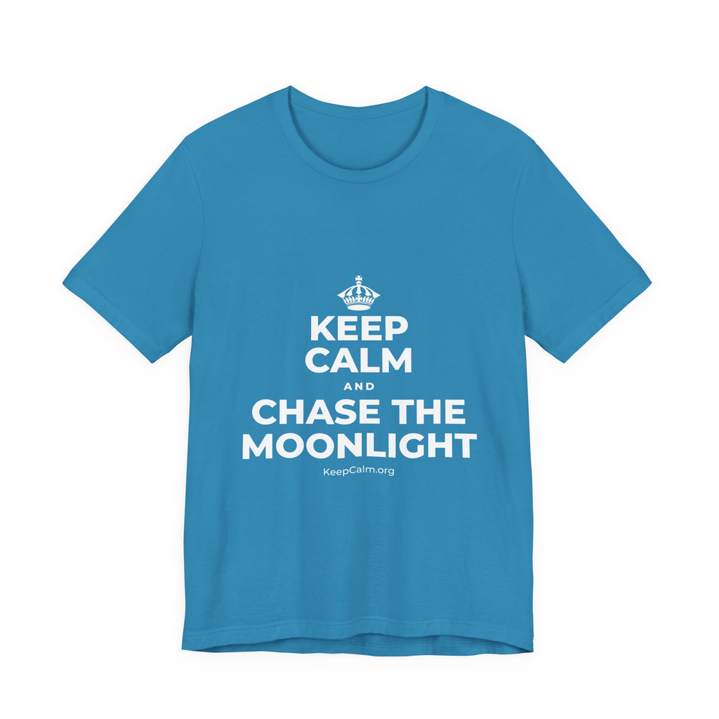 KEEP CALM AND CHASE THE MOONLIGHT T-Shirt (White–Asphalt)