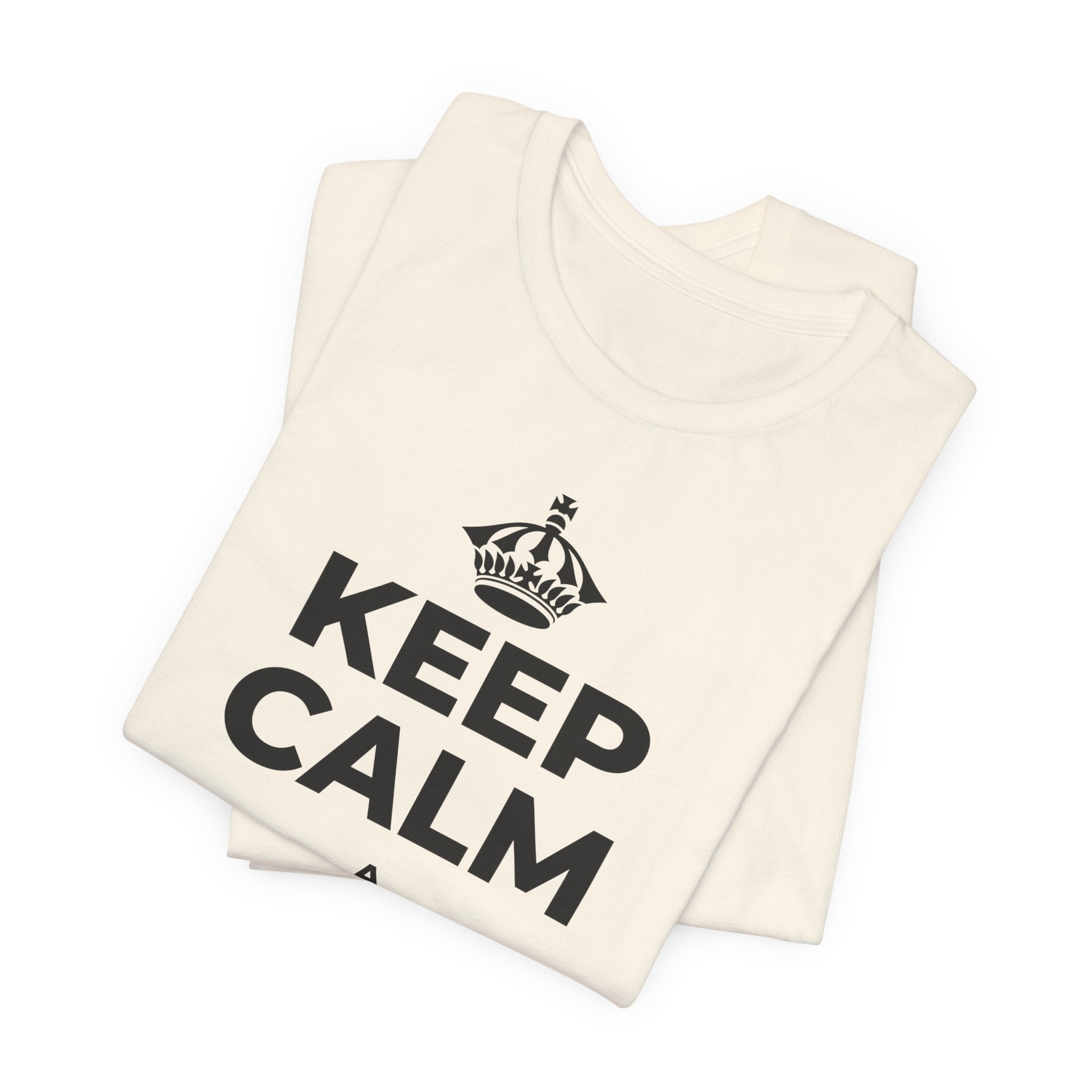 KEEP CALM A HOʻOKUʻU I KA LĀ T-Shirt (White–Asphalt)