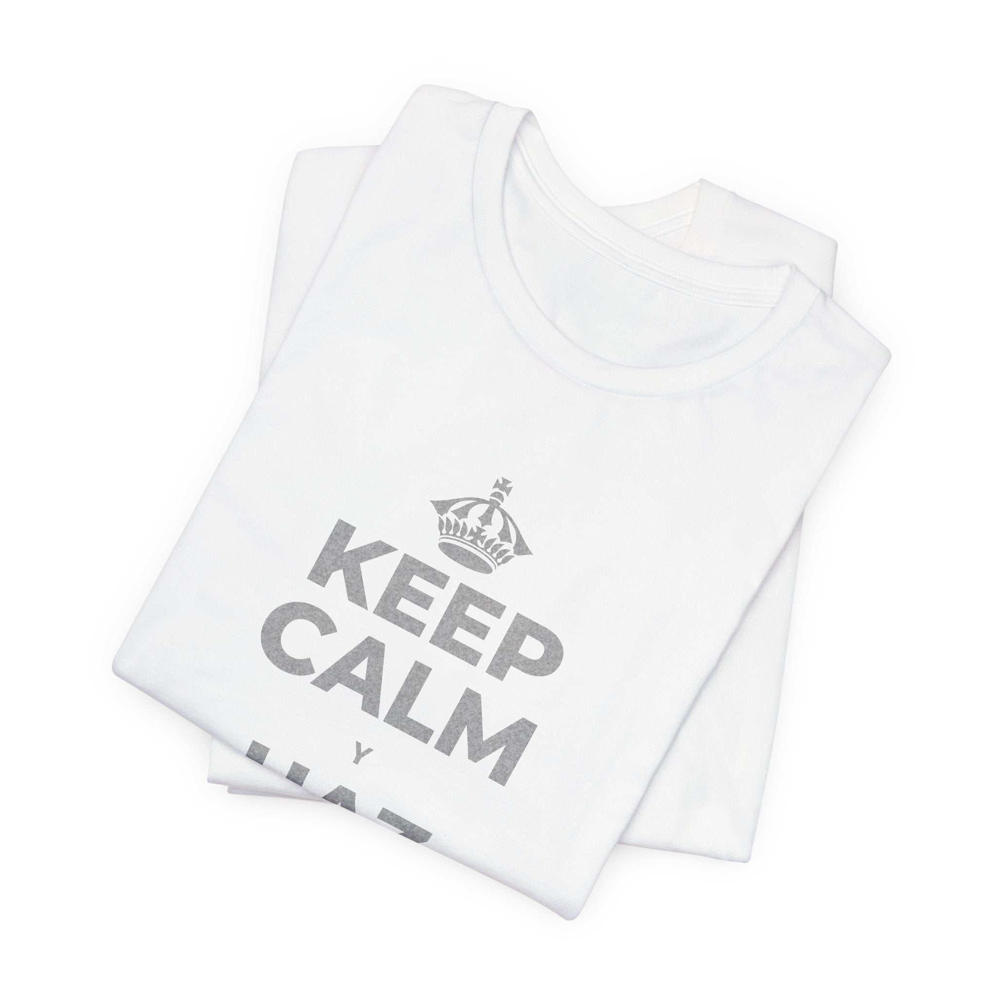 KEEP CALM Y HAZ COSAS DIFÍCILES T-Shirt (White–Asphalt)