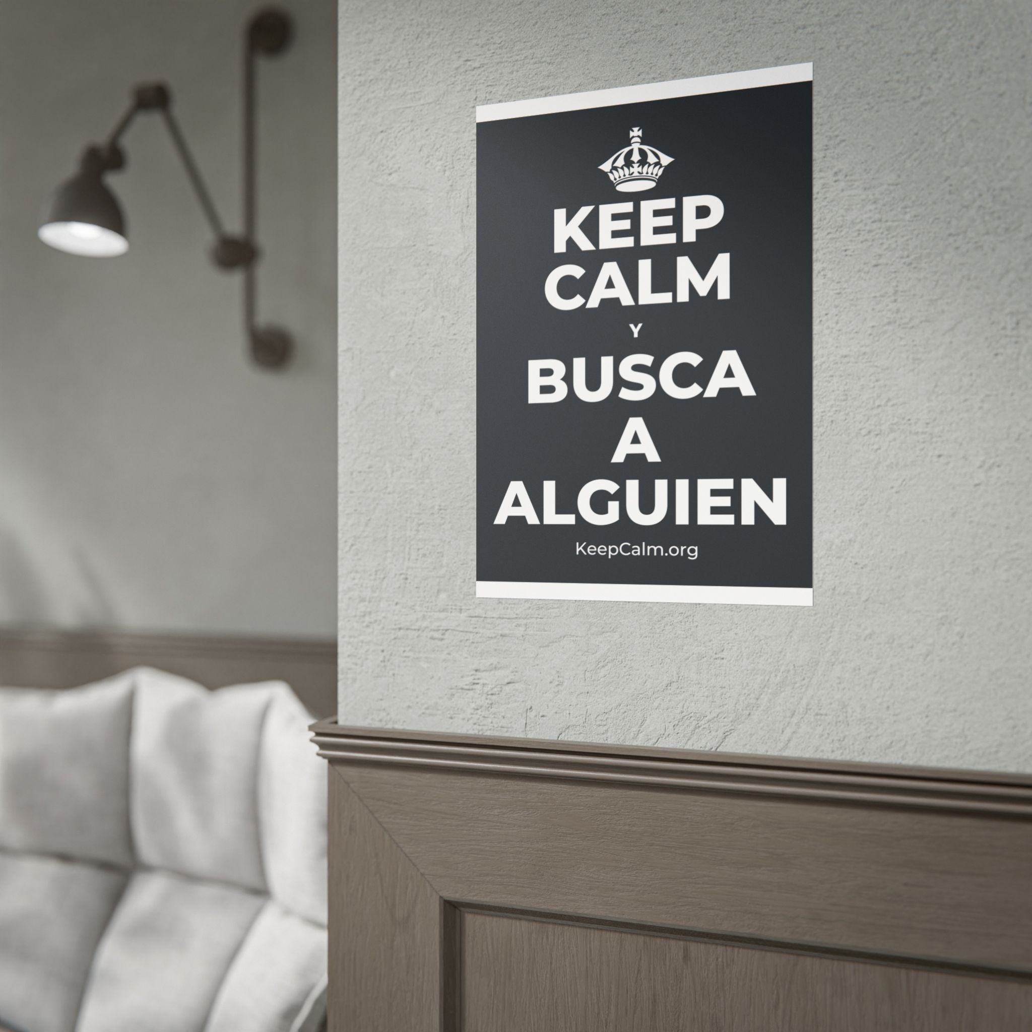 KEEP CALM Y BUSCA A ALGUIEN Poster (Dark)