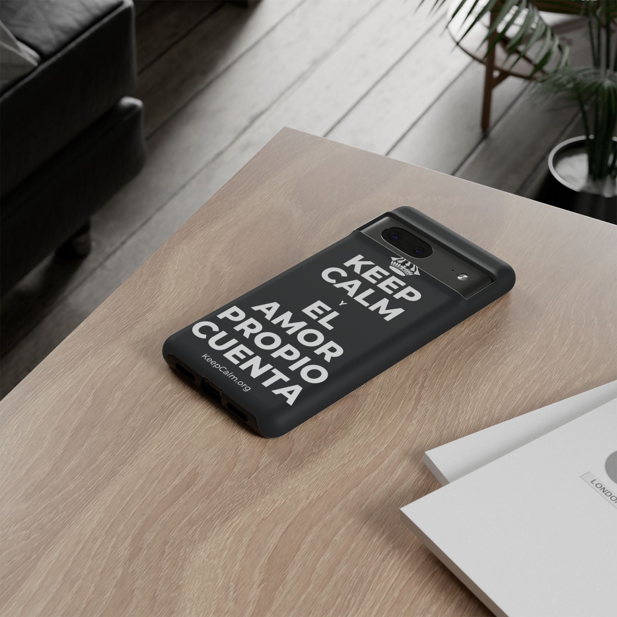 KEEP CALM Y EL AMOR PROPIO CUENTA Phone Case (Dark)