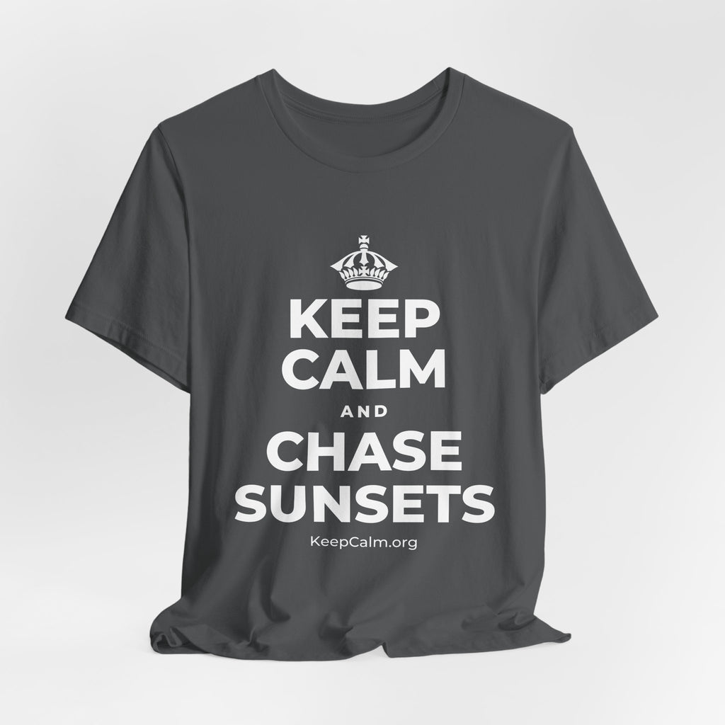 KEEP CALM AND CHASE SUNSETS T-Shirt (White–Asphalt)