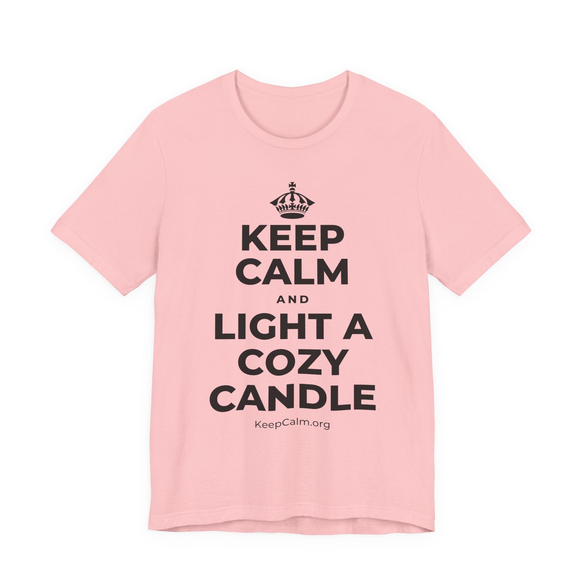 KEEP CALM AND LIGHT A COZY CANDLE T-Shirt (White–Asphalt)
