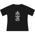 KEEP CALM AND CHASE THE LONG DAYS Women's Raglan Tee