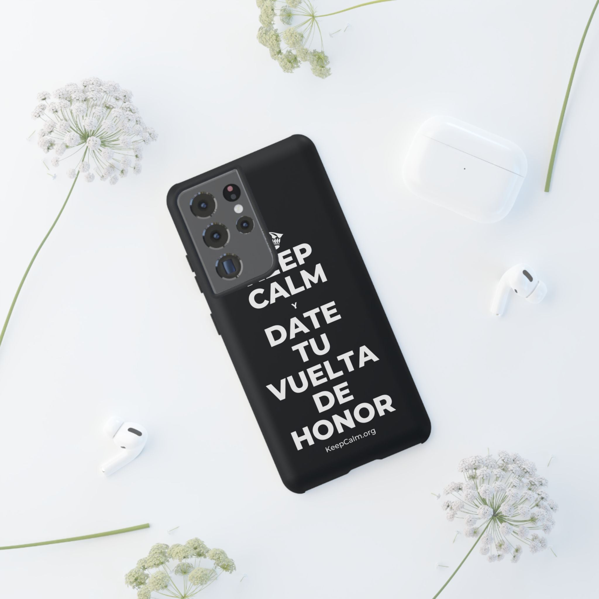 KEEP CALM Y DATE TU VUELTA DE HONOR Phone Case (Dark)