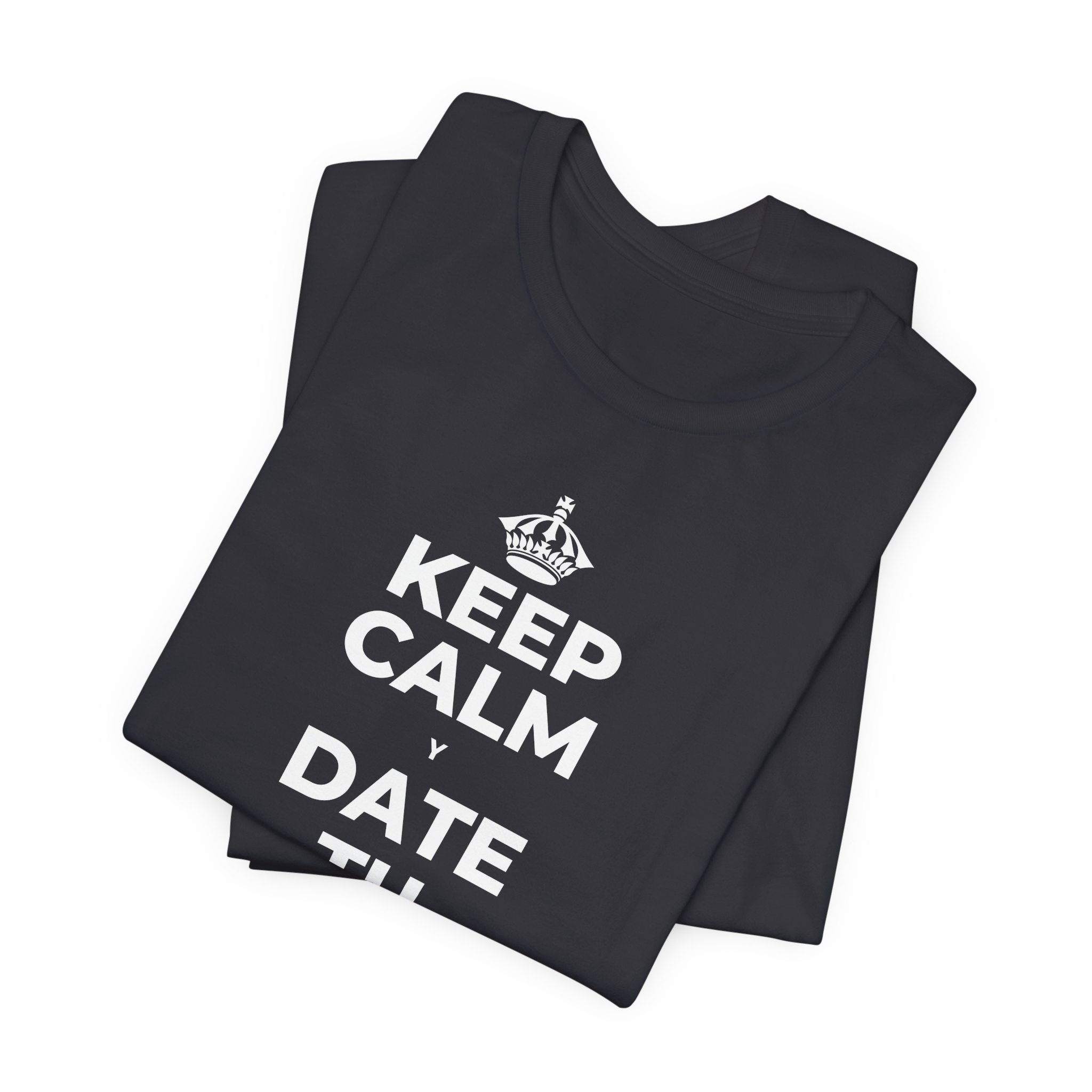 KEEP CALM Y DATE TU VUELTA DE HONOR T-Shirt (Baby Blue–Silver)